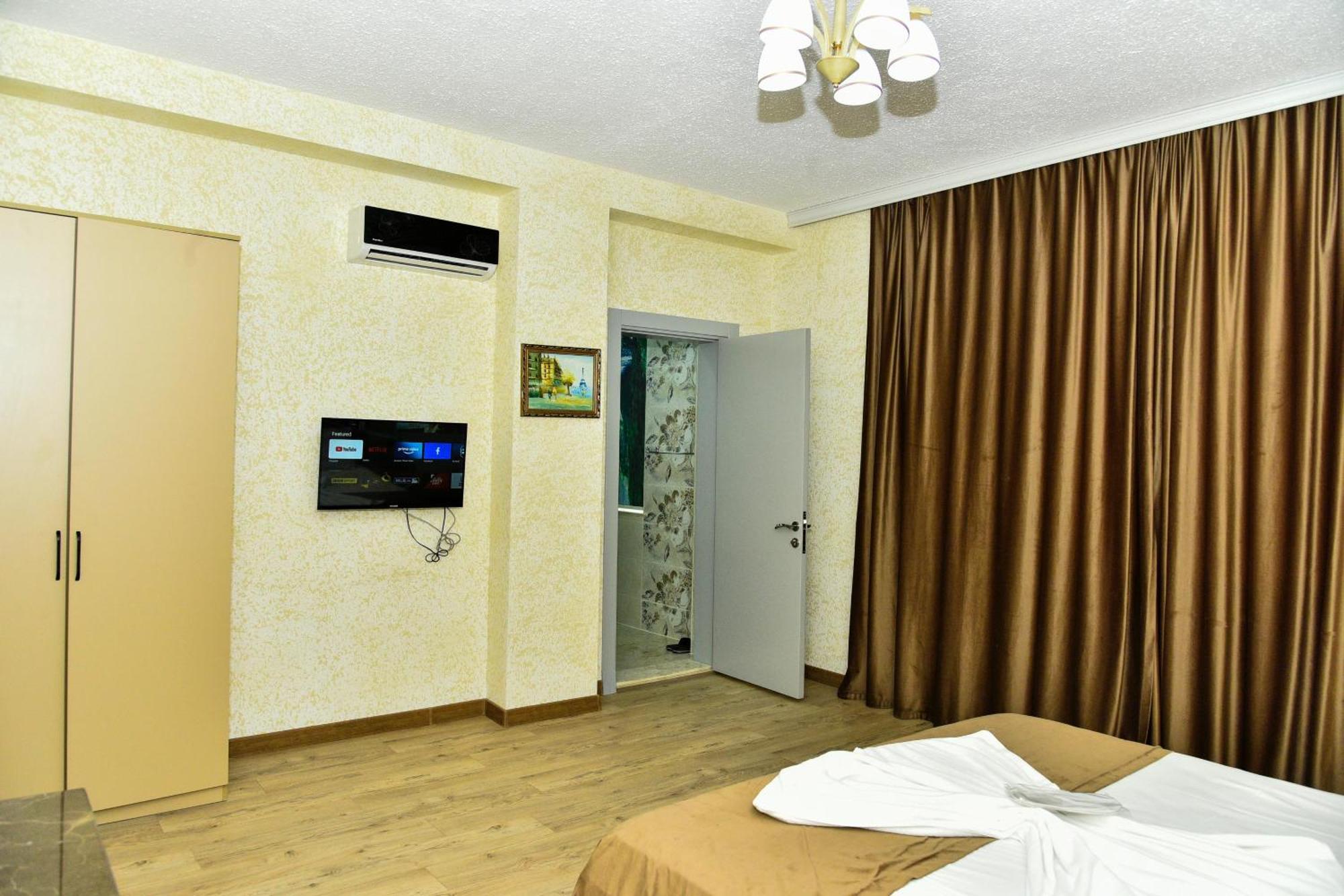 Avrasya Inn Hotel Baku Ngoại thất bức ảnh