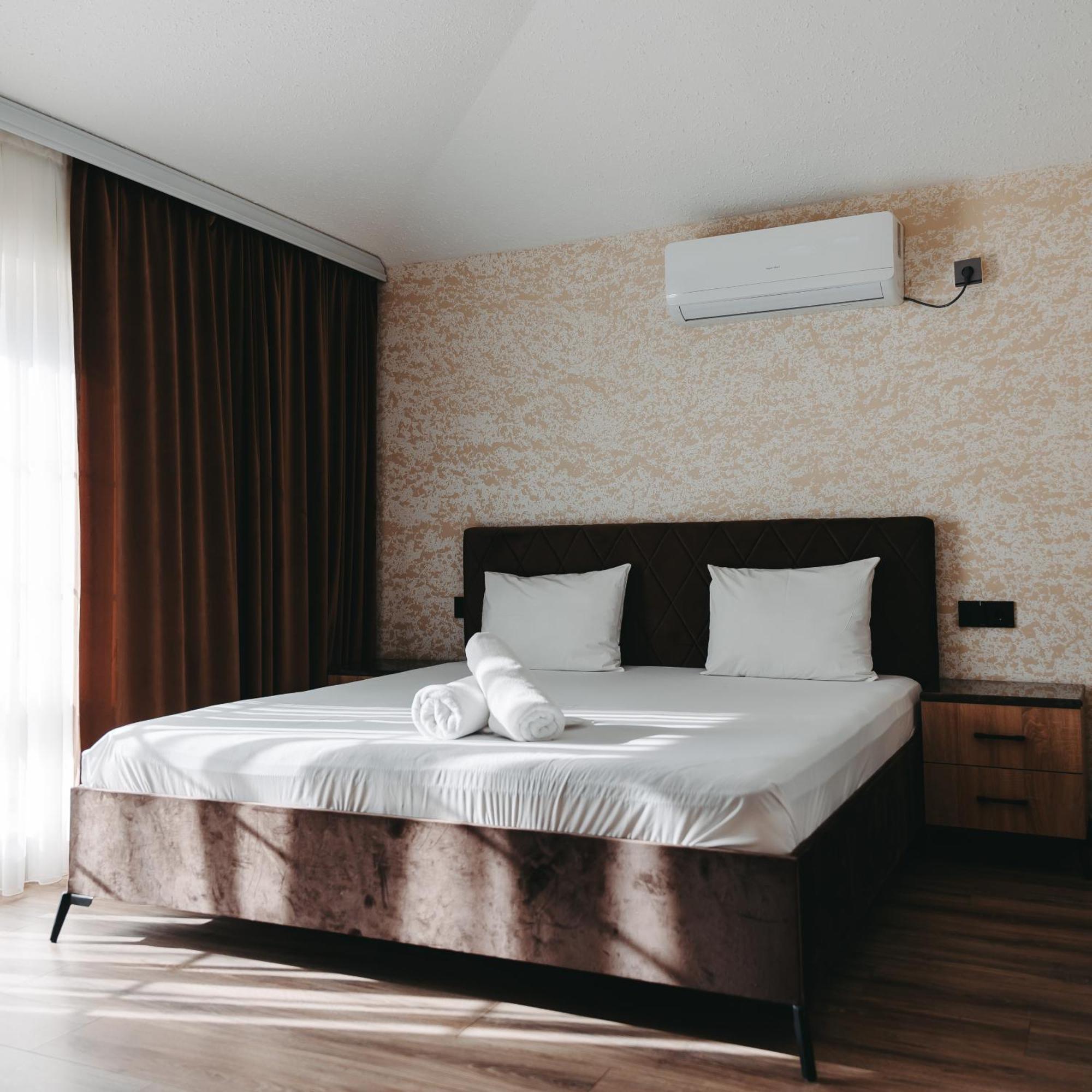 Avrasya Inn Hotel Baku Ngoại thất bức ảnh